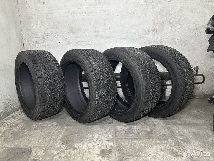 Nokian Tyres Hakkapeliitta R3 SUV 285/45 R21 113T