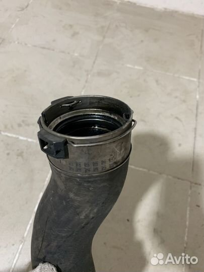 Патрубок интеркулера Mercedes C W204 2006-2013