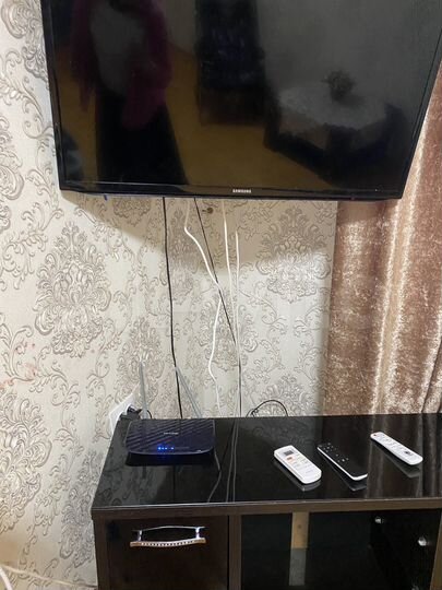 2-к. квартира, 76 м², 1/3 эт.