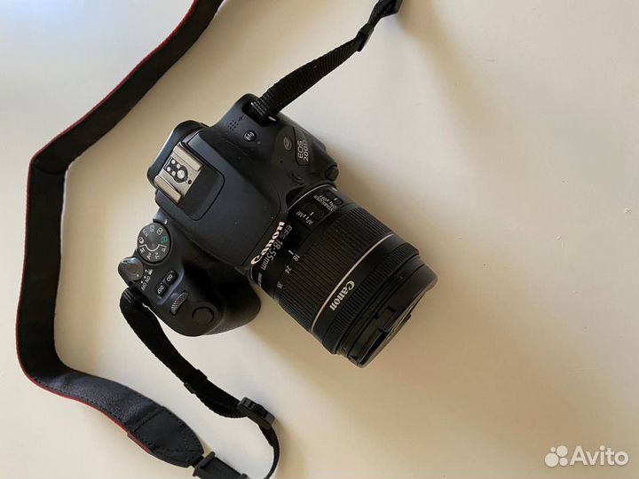 Зеркальный фотоаппарат