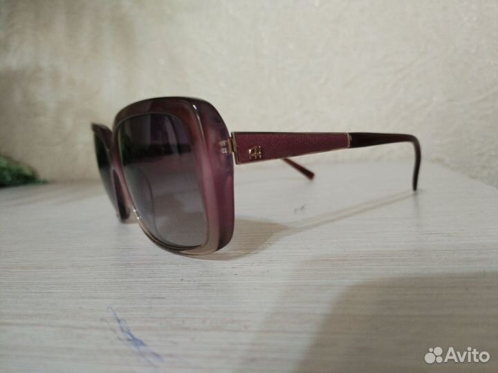 Солнцезащитные очки Anna Hickmann