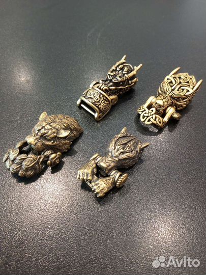 Браслет из паракорда