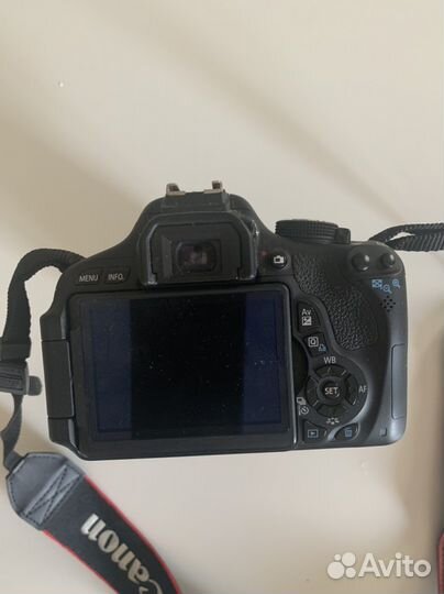Зеркальный фотоаппарат canon 600d