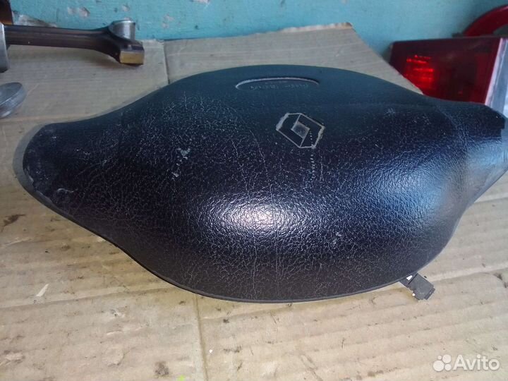 Подушка AIR BAG в руль Renault Logan-Рено Логан 1