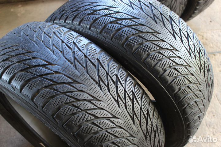 Nokian Tyres Hakkapeliitta R2 225/55 R17 101R