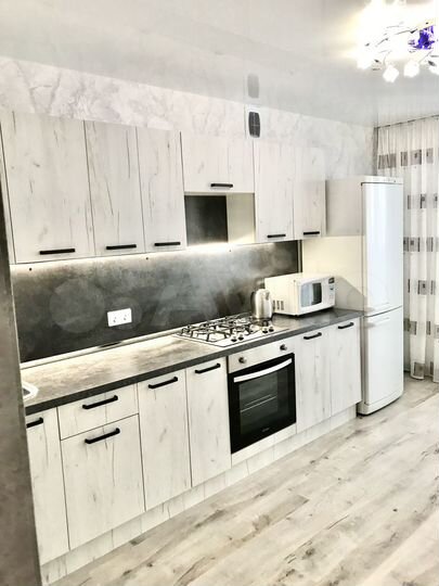 2-к. квартира, 70 м², 9/10 эт.