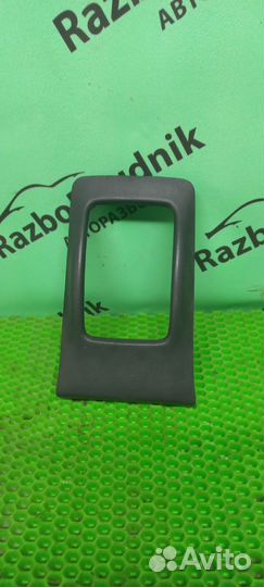 Накладка (кузов внутри) Nissan Sunny