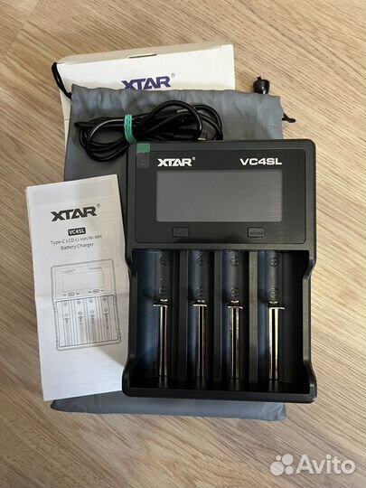 Зарядное устройство xtar VC4SL