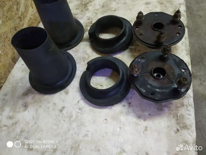 Опора переднего амортизатора tahoe, escalade