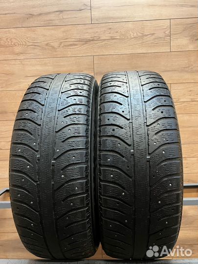 Bridgestone Ice Cruiser 7000 235/65 R17