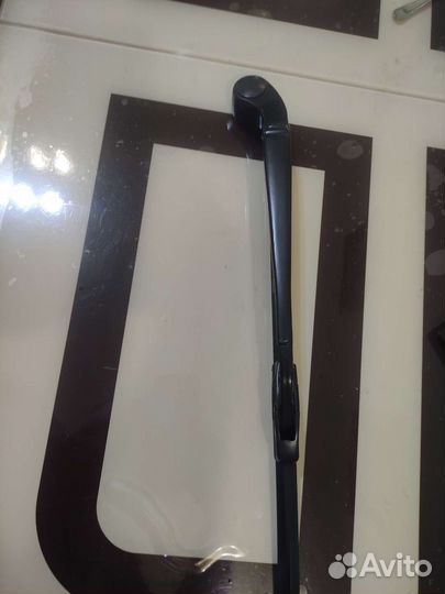 Держатель задней щетки бмв х5е53