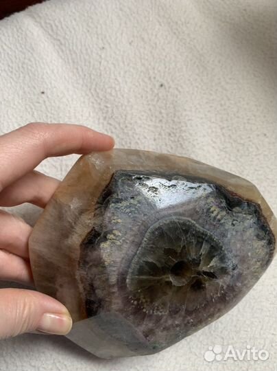 Камни и минералы коллекция