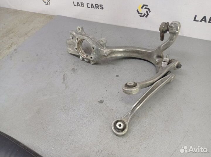 Кулак поворотный передний правый Audi A6 C6