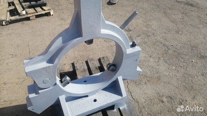 Люнет 1М64 ф 550мм