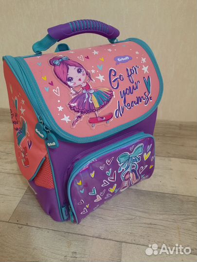 Школьный рюкзак