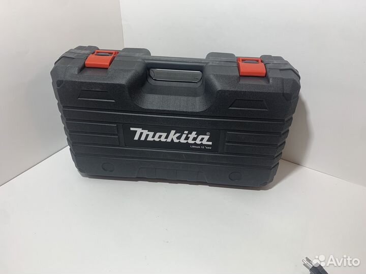 Аккумуляторная цепная пила Makita 300мм