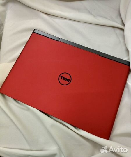 Игровой ноутбук Dell 7567 i5 GTX 1050 TI