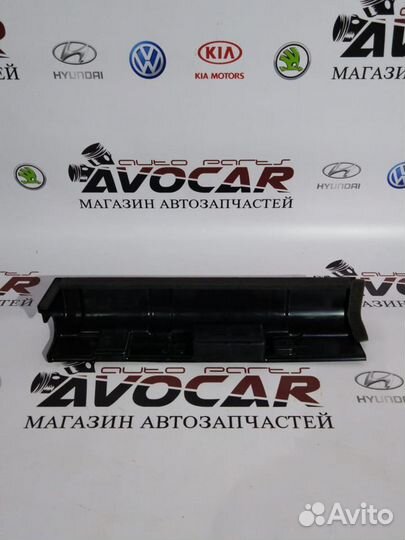 Кожух радиатора левый Хендай Солярис 2011-2016