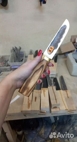 Кованые ножи с бритвенной заточкой