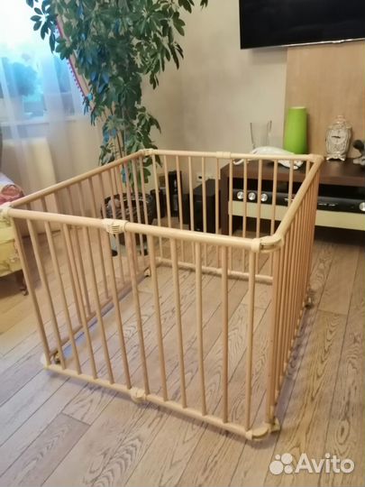 Манеж детский складной