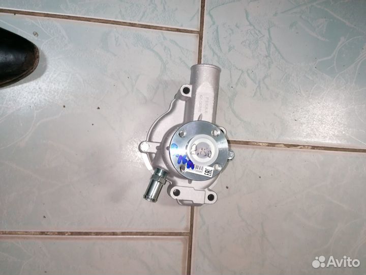Насос водяной помпа УАЗ