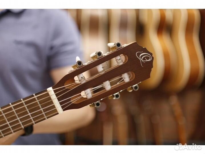 Ortega RGL5 гиталеле