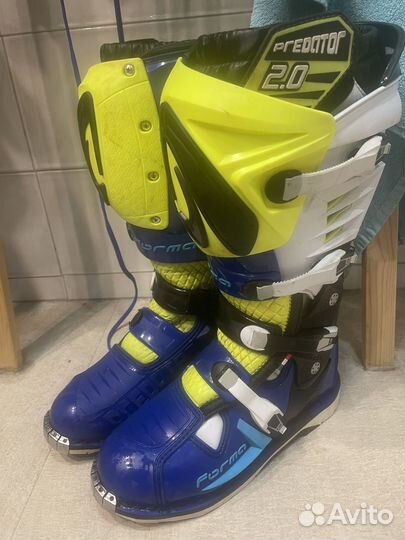 Мотоботы Forma Predator 2.0