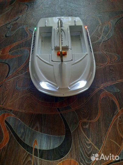 Аренда карпового кораблика. Прокат кораблика