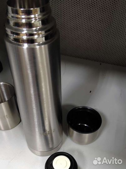 Набор походный: 2 термоса и кружка