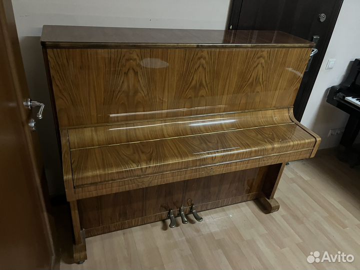 Пианино Weinbach