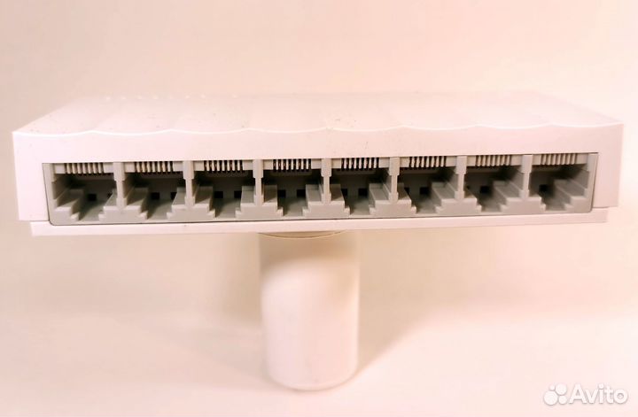 TP-Link LS1008 коммутатор на 8 LAN портов