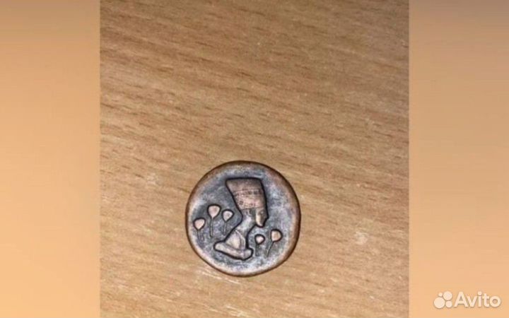 Египетская монета