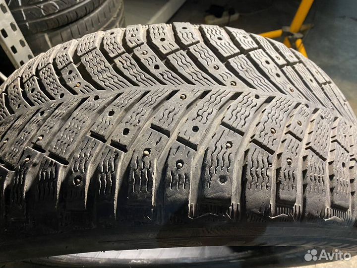 Michelin X-Ice North 4 245/50 R18 104T