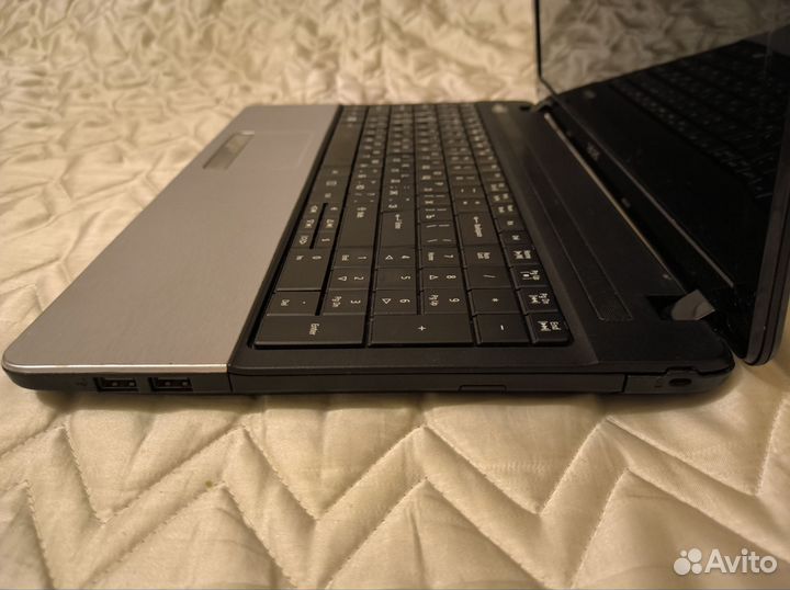 Ноутбук Acer aspire e1-571g