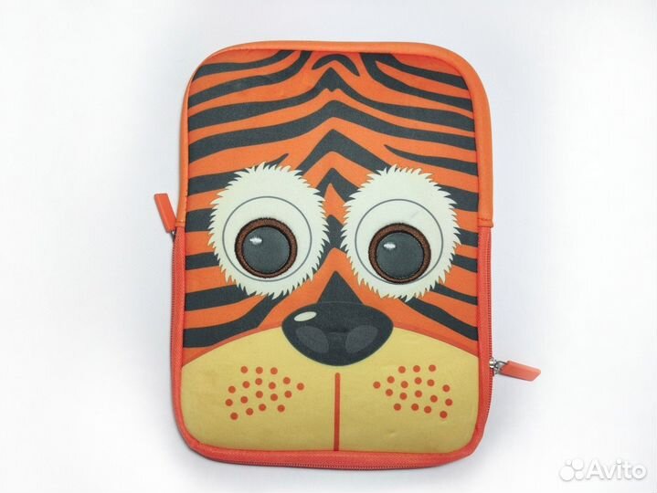 Зубастый чехол для планшета детский