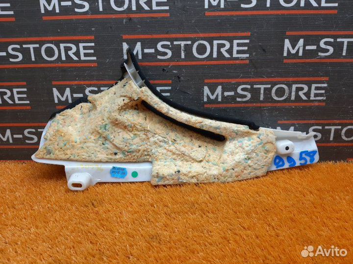 Обшивка стойки задняя левая Mercedes-Benz S-Class