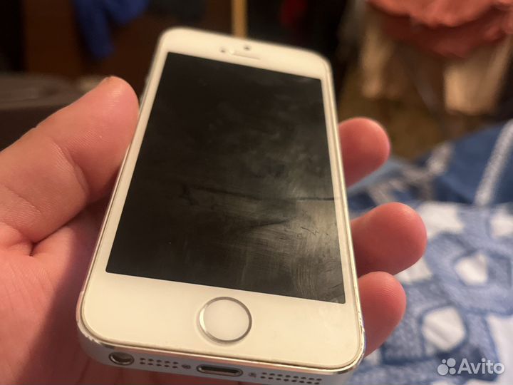 Телефон iPhone 5s 16gb
