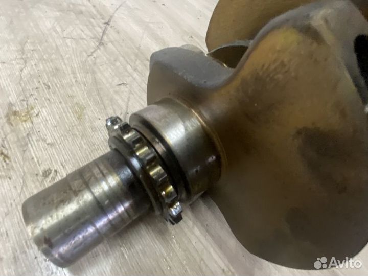 Коленвал Audi A6 C5 с1997-2005г стандарт