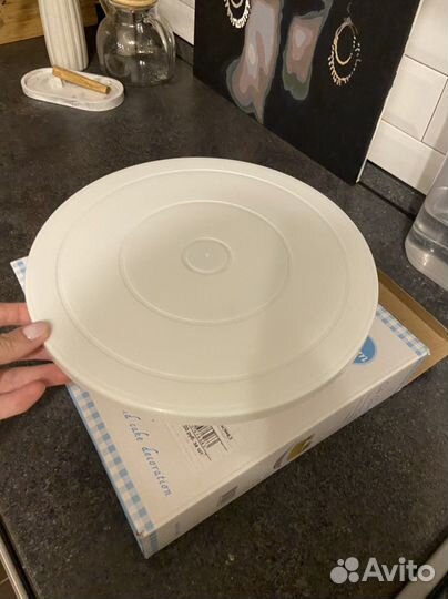 Тортовница вращающаяся