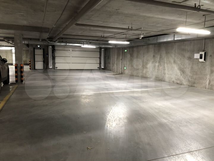 Машиноместо, 14 м²