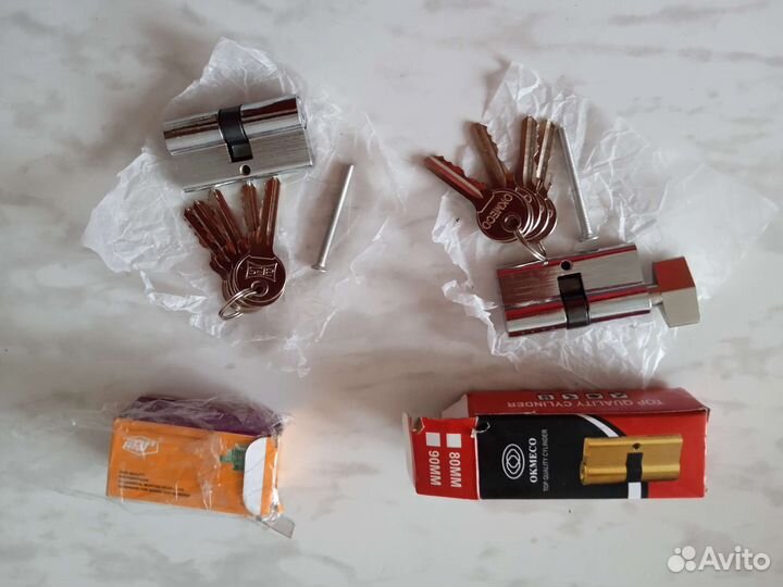 Личинка замка