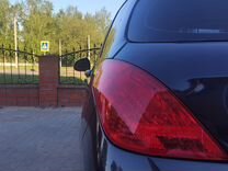 Peugeot 308 1.6 AT, 2010, 280 000 км, с пробегом, цена 490 000 руб.