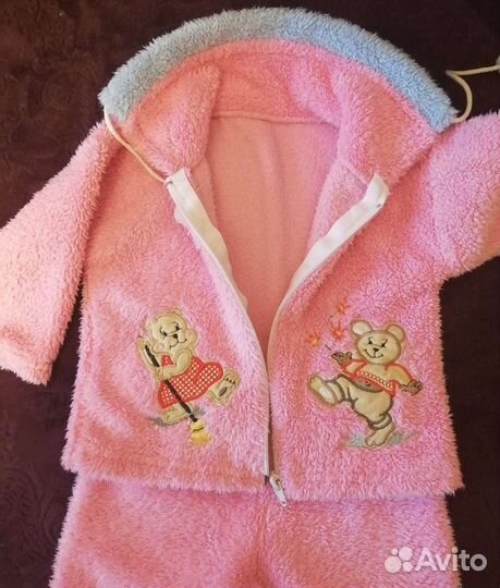 Тёплый костюмчик на девочку 6-9 месяцев