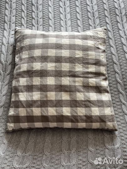 Подушка и наволочка икея 50 \50