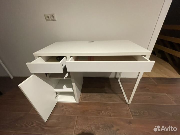 Стол IKEA micke белый