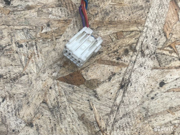 Зеркало левое Nissan 10 trail nt30