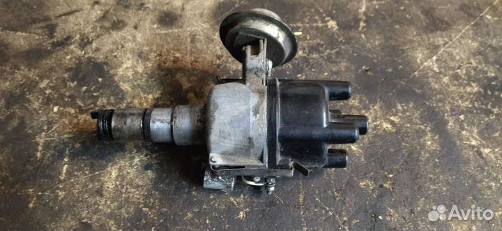 Трамблер контактный узам Москвич, иж