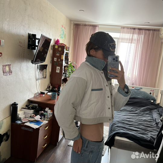 Укороченна демисезонная куртка levis&new balance