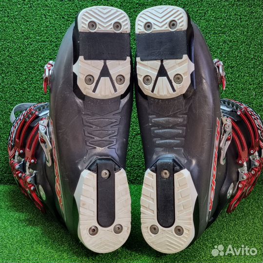 Горнолыжные ботинки 27 - 27.5, жёсткость 90