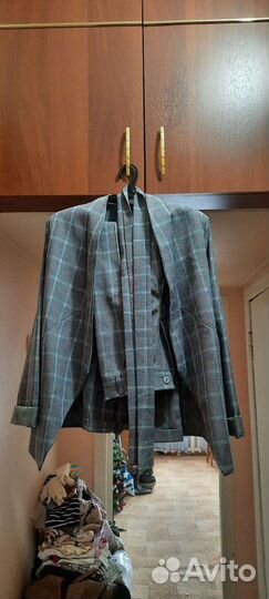 Брючный костюм женский 46